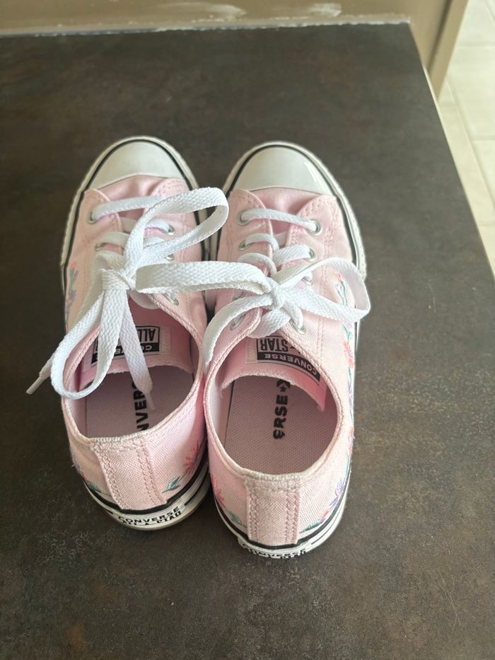 Converses roses - photo numéro 2