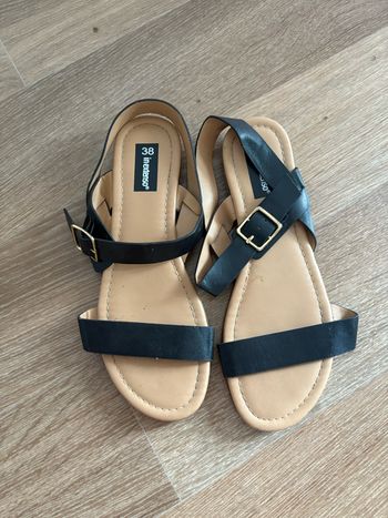 sandales