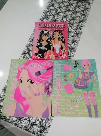 Lot 3 livres coloriage mode fillette 👗