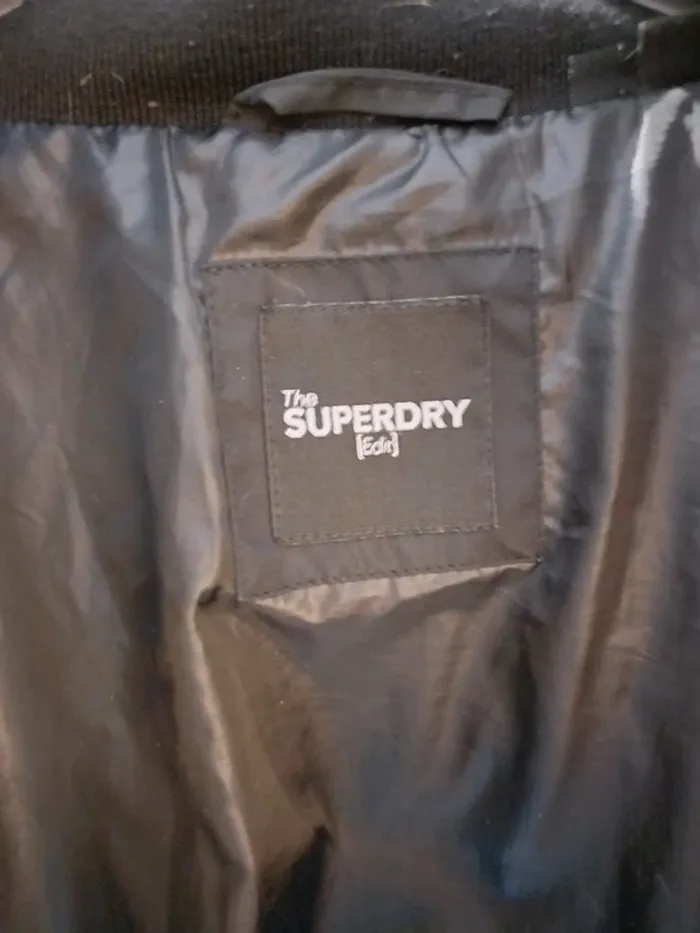 Doudoune Superdry taille 40 - photo numéro 3