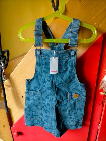 Robe salopette Catimini neuve 5 ans
