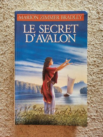 Livre Le secret d'Avalon de Marion Zimmer - Mythes celtiques