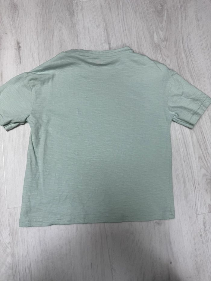 TEE shirt Groot 6 ans - photo numéro 3