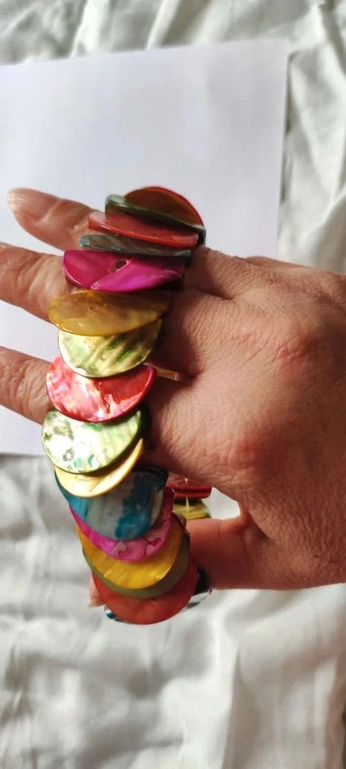 Bracelet nacre colorée - photo numéro 3