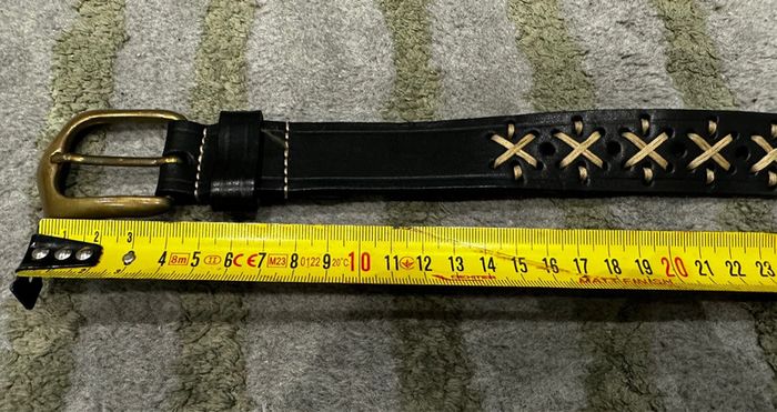 Ceinture en cuir de vachette T 70 - photo numéro 5