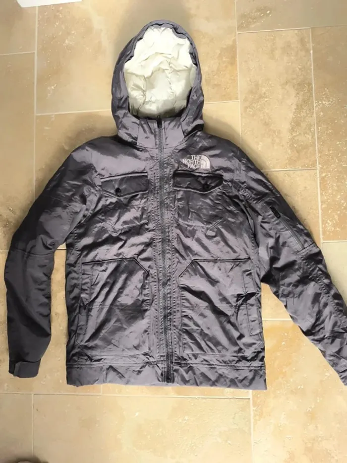 Manteau doudoune chaud épais gris The North Face taille S excellent état HyVent