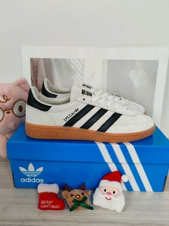 Nouveau Adidas Originais Handball Spezial Beige - Taille 38