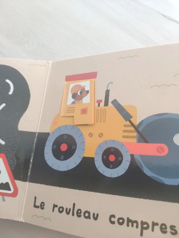 Livre tout petit Vroum engins du chantier touche écoute - photo numéro 8