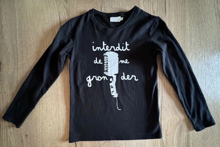 Tee shirt taille 8 ans Interdit de me gronder très bon état