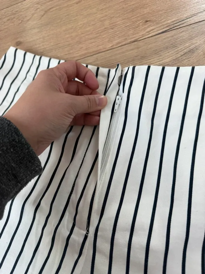 Short blanc à rayures, femme Camaïeu taille 42 - photo numéro 5