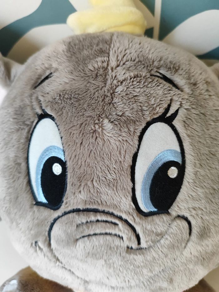 Peluche boule balle éléphant Dumbo Disney - photo numéro 3