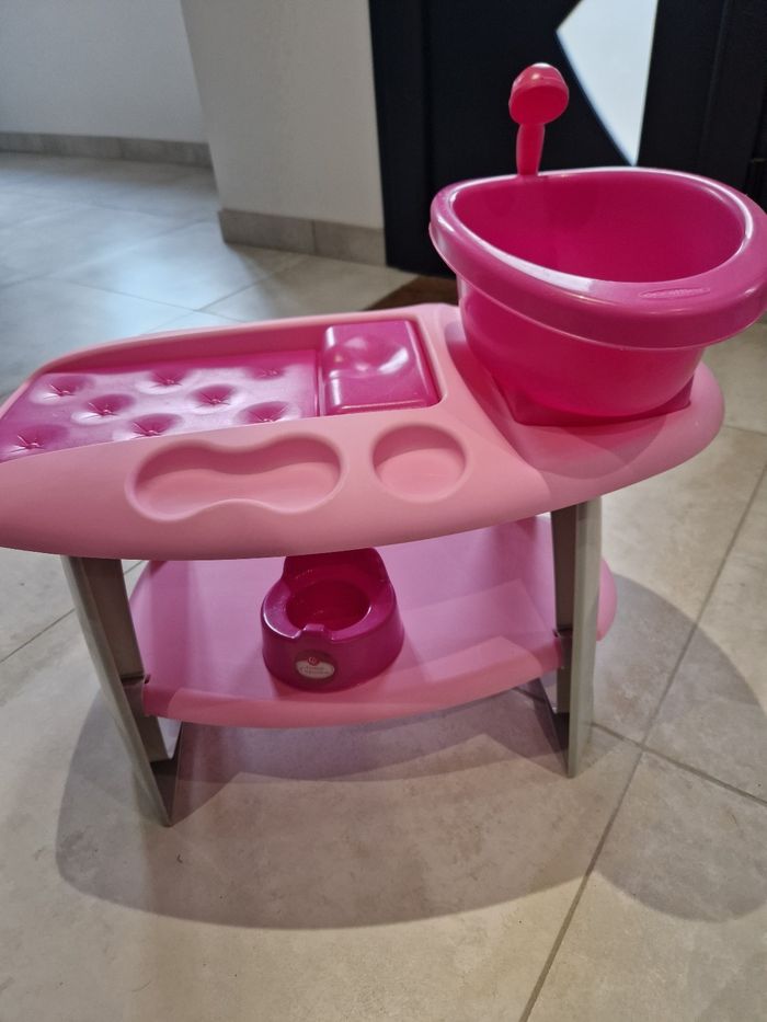 Table à langer avec baignoire + pot Ecoiffier - photo numéro 2