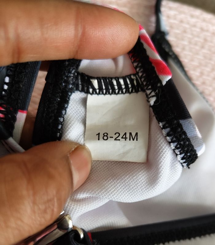 Maillot de bain 1 pièce - Petite Fille - photo numéro 4