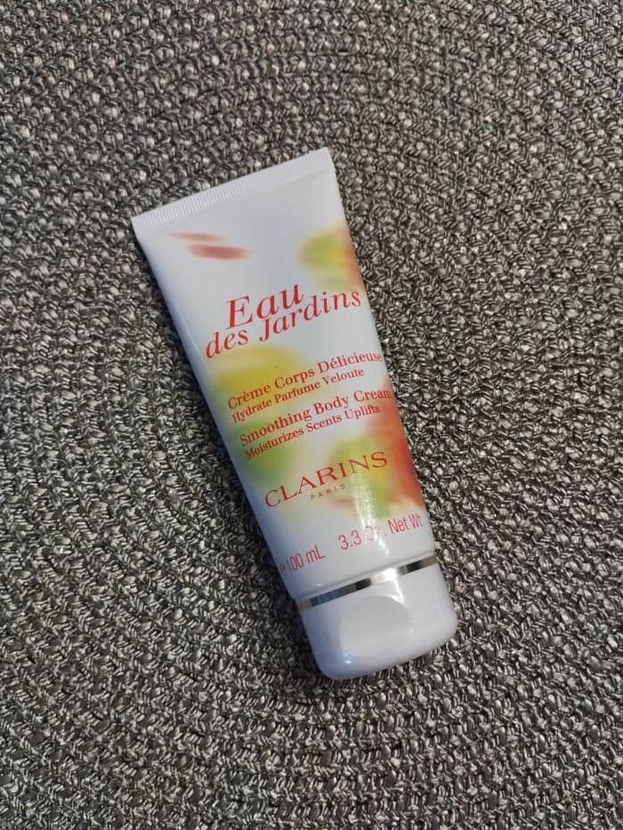 🪷 Crème Corps Délicieuse - Eau des Jardins - CLARINS - Neuve et scellée ⭐ - photo numéro 1