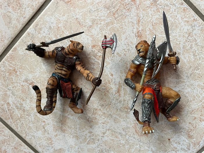 Lot de figurines chevaliers rois chevaux PAPO - photo numéro 3