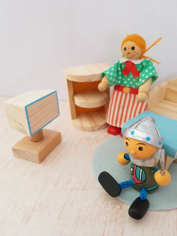 Chambre d'enfant avec lit toboggan et mobilier en bois maison de poupée - photo numéro 9