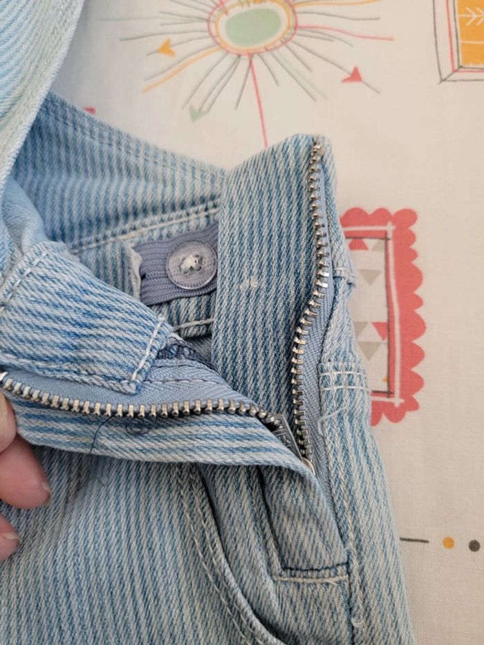 Jolie salopette short/ courte 4 ans - photo numéro 7