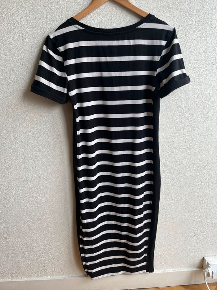 Robe longue rayée noir et blanc - photo numéro 5