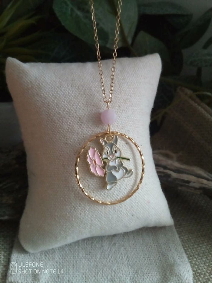 Pendentif pierre kunzite et lapin panpan 🐰.