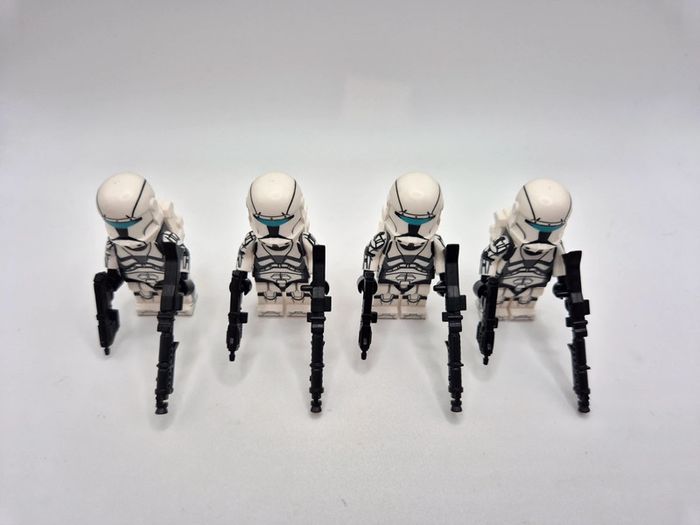 Figurines type lego 4 clones blanc star wars - photo numéro 6