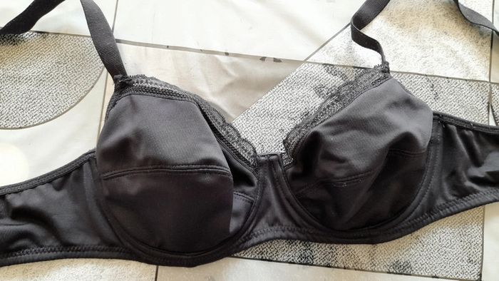 Soutien gorge dim - photo numéro 2