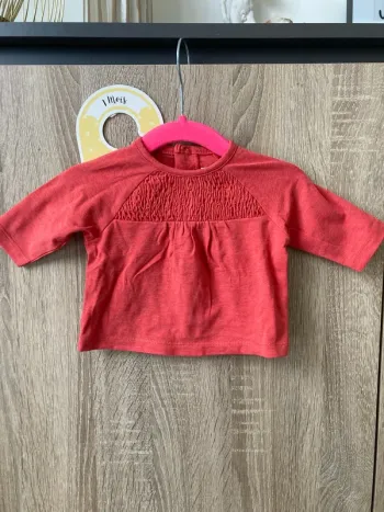 Petit haut rouge Natalys