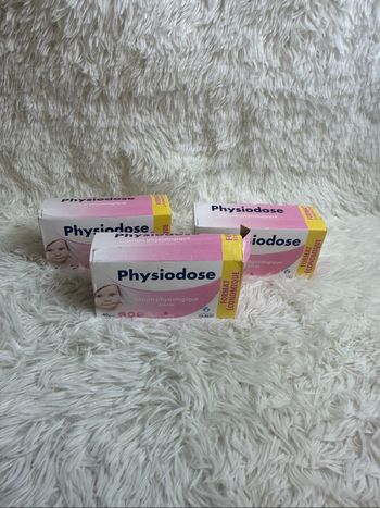 Lot de 3 boîtes de sérum physiologique Gibert