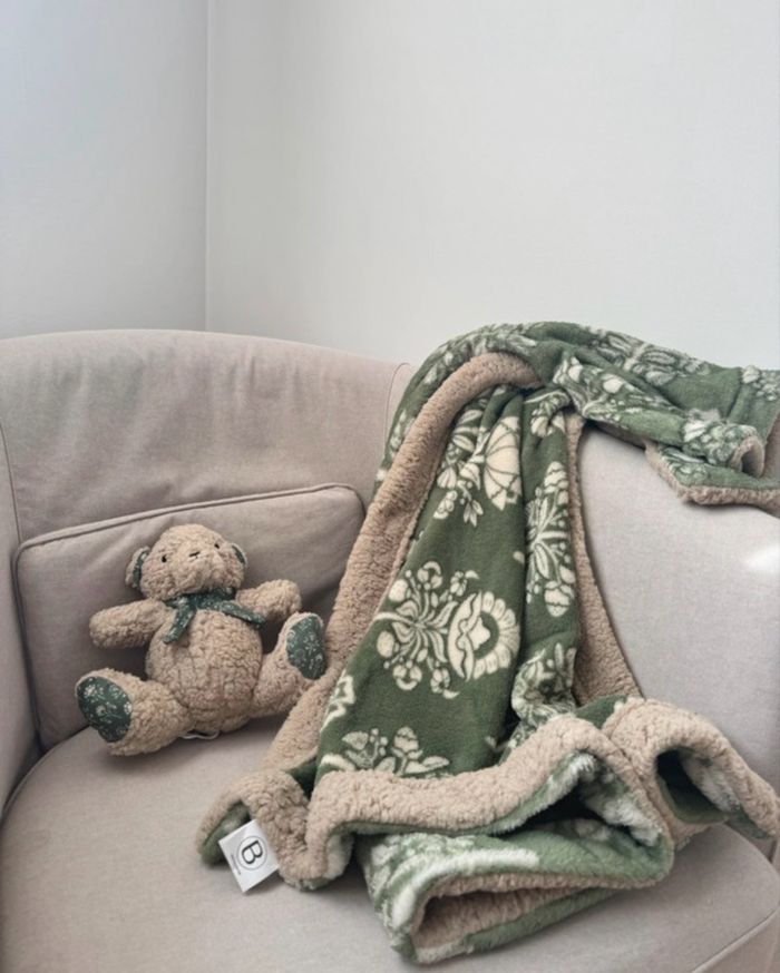 Plaid + ourson Becquet neuf - photo numéro 2