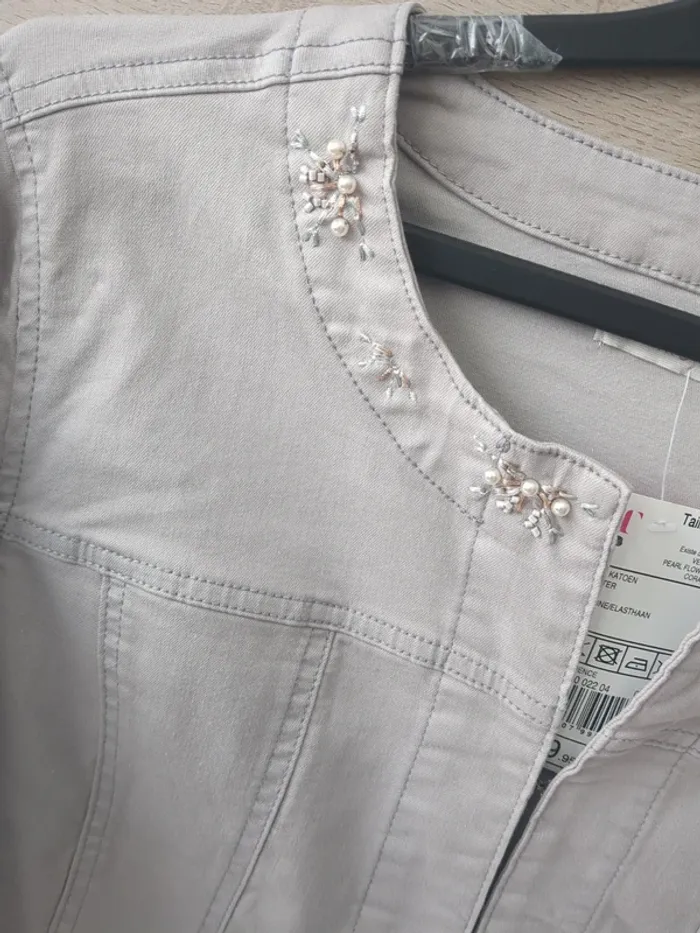Veste Armand Thiery taille 44 neuve - photo numéro 2