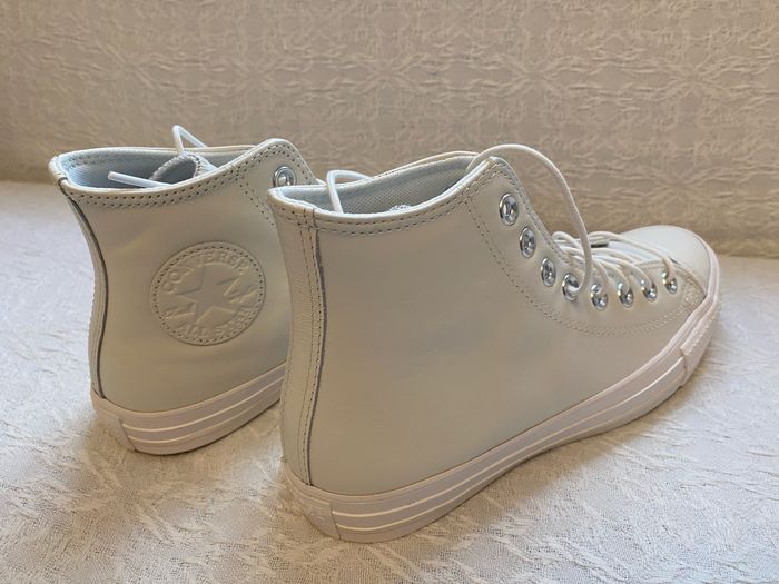 Converse Chuck Taylor All Star, taille 39,5 - photo numéro 2
