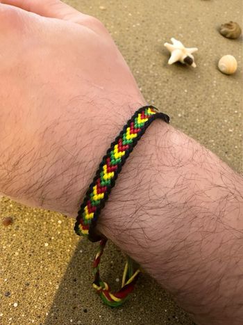 Bracelet rasta couleur Afrique  bresilien fait main 
