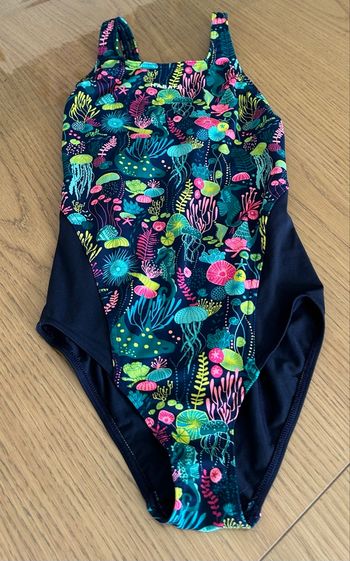 Maillot de bain 1 pièce nabaiji 10/11 ans