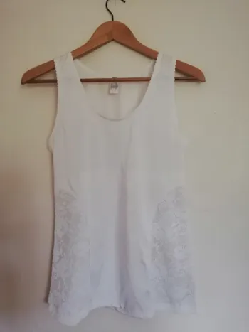 Débardeur gaine moulant taille 44 marque blanche porte