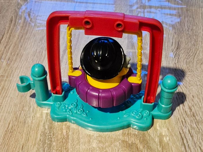 Lot de Petits Jouets et Accessoires - Hello Kitty, Lego Movie, Figurines - photo numéro 5