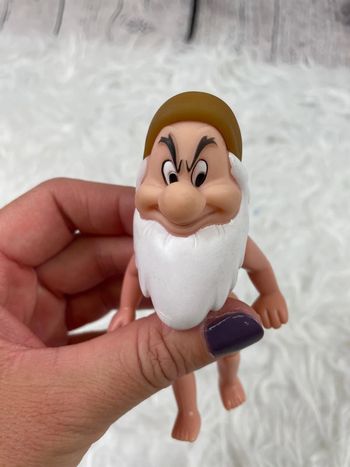 Poupée 7 nains blanche neige grincheux