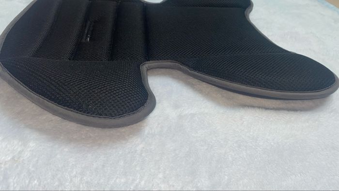 Réducteur siège auto - photo numéro 7