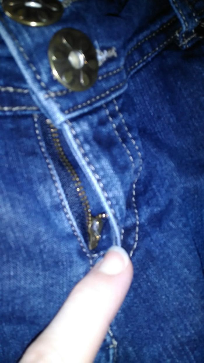 Lot 2 jeans, Etam jeans et Walk &Talk. - photo numéro 4