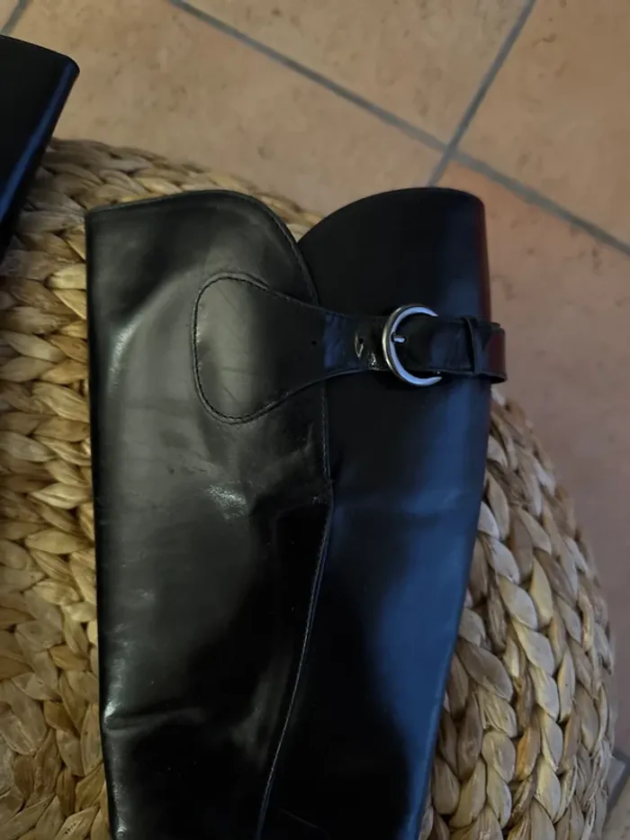 Bottes à talons en cuir - photo numéro 3