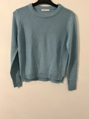 Pull bleu