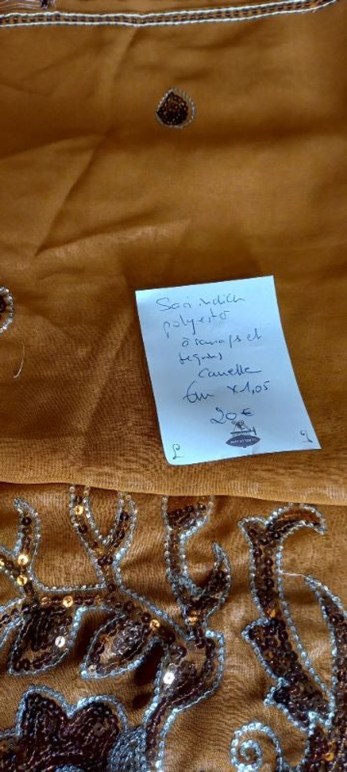 Veritable sari