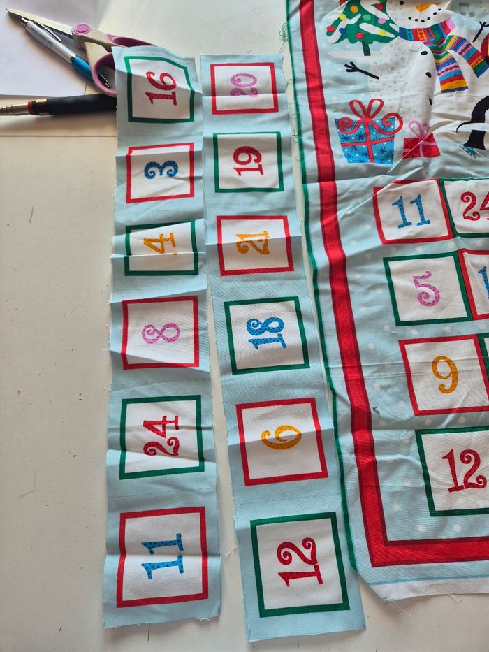 Lot de calendrier avant . Couture /tissueu - photo numéro 8