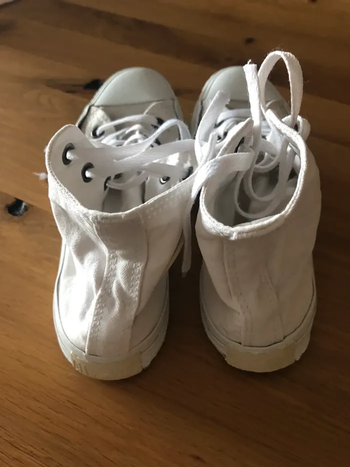 Converse blanches montantes pointure 37 - photo numéro 3