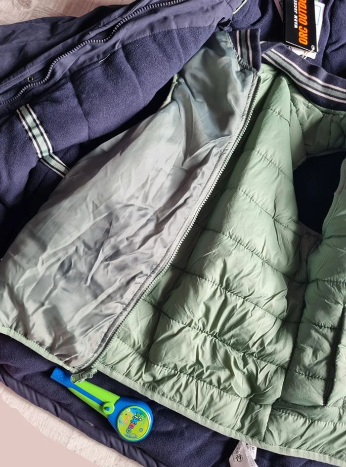 Parka et doudoune sans manches neuve 10 ans - photo numéro 5
