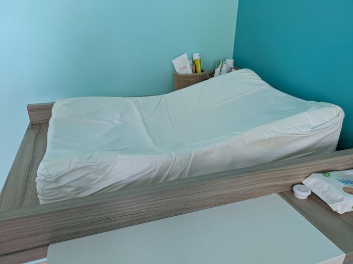 Matelas à langer incliné Sofalange de Béaba+ 2 housses - photo numéro 3