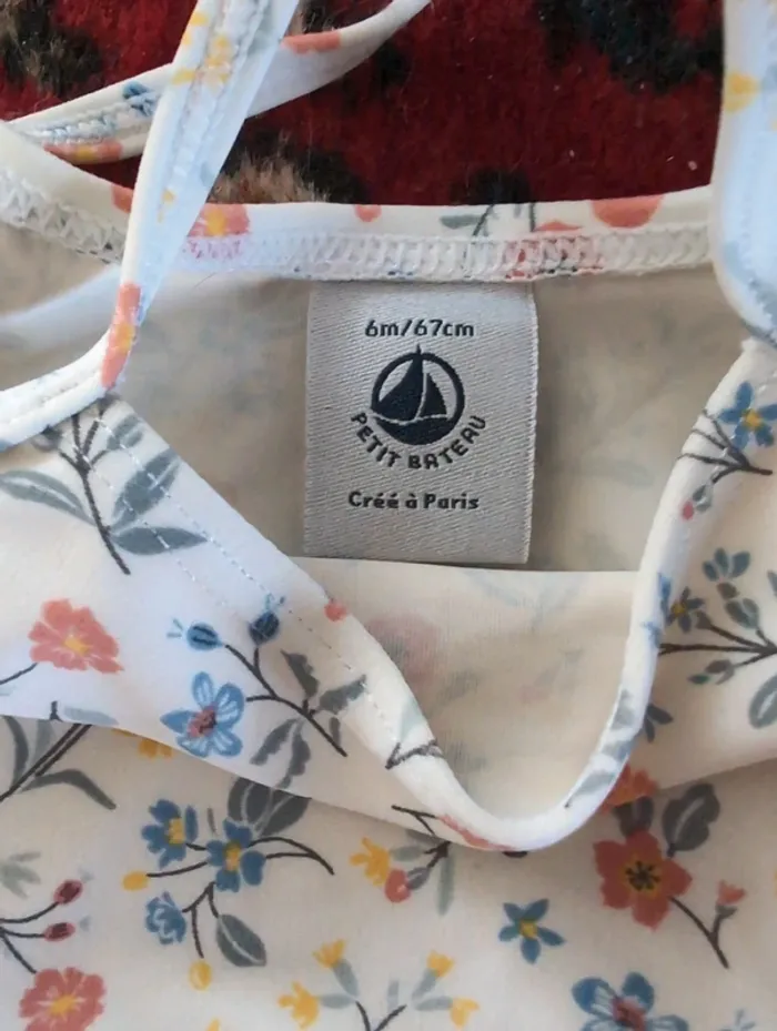 Maillot de bain petit bateau 6 mois - photo numéro 2