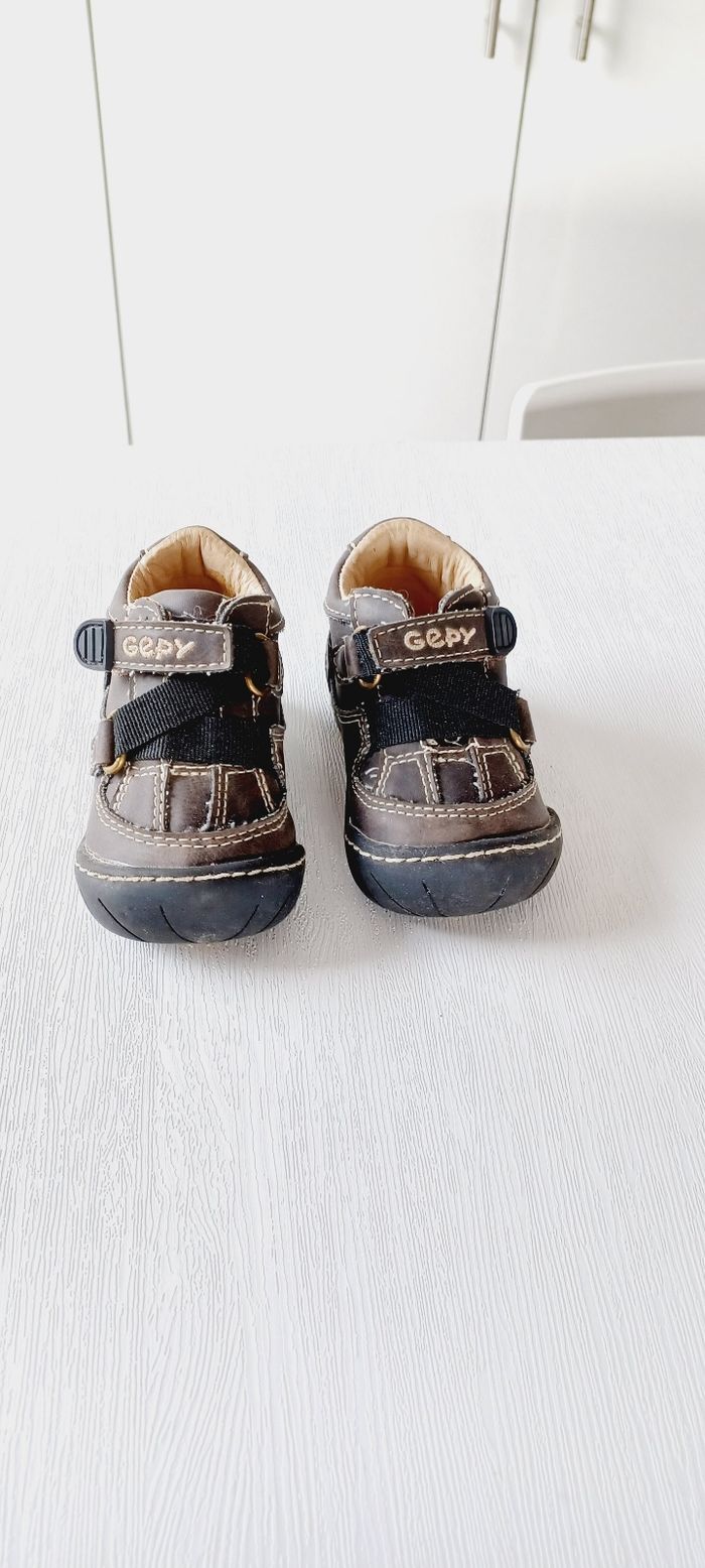 Chaussure taille 19 gepy - photo numéro 2