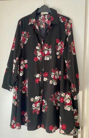 Robe chemise a fleurs évasée courte taille L