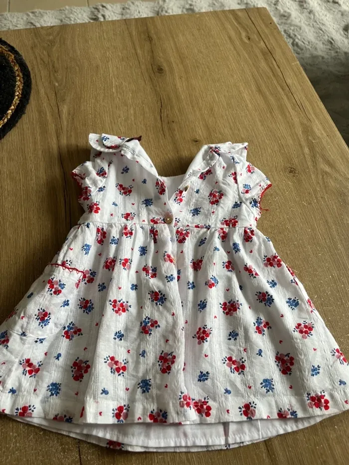 Robe bébé fille 6 mois - photo numéro 2