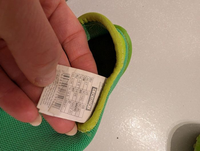 Chaussures d'eau Decathlon 26/27 - photo numéro 3