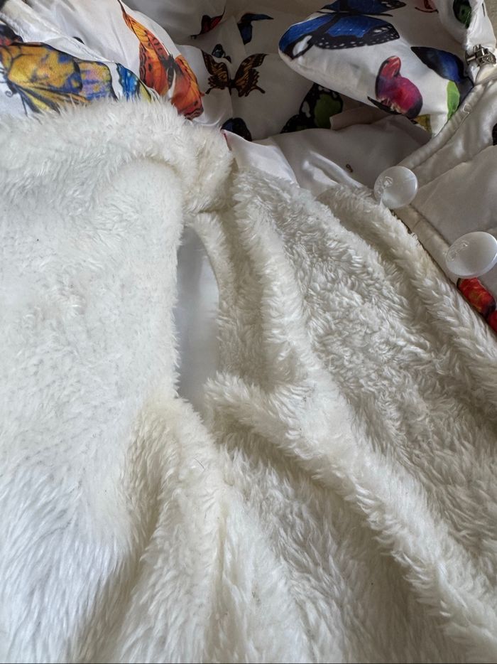 Manteau bébé 9-12 mois à capuche, imprimé papillons - photo numéro 3